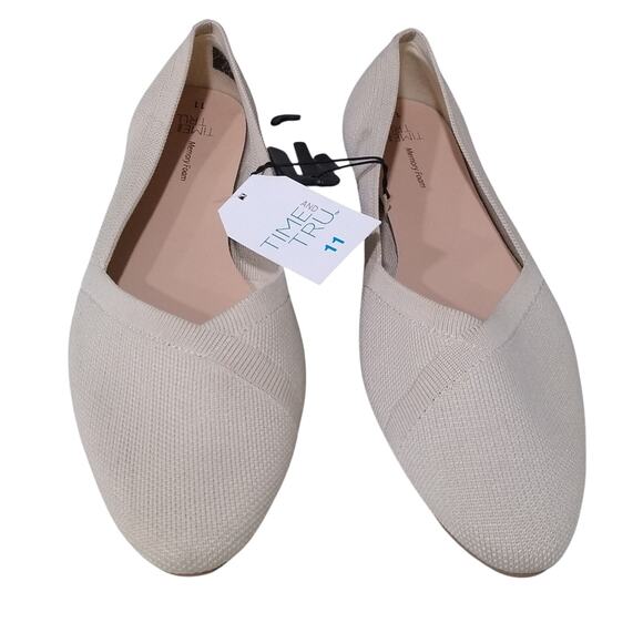 [H429] Time and Tru Cream Loafers Soft Fabric Flats, Size 11 - Picture 2 of 5